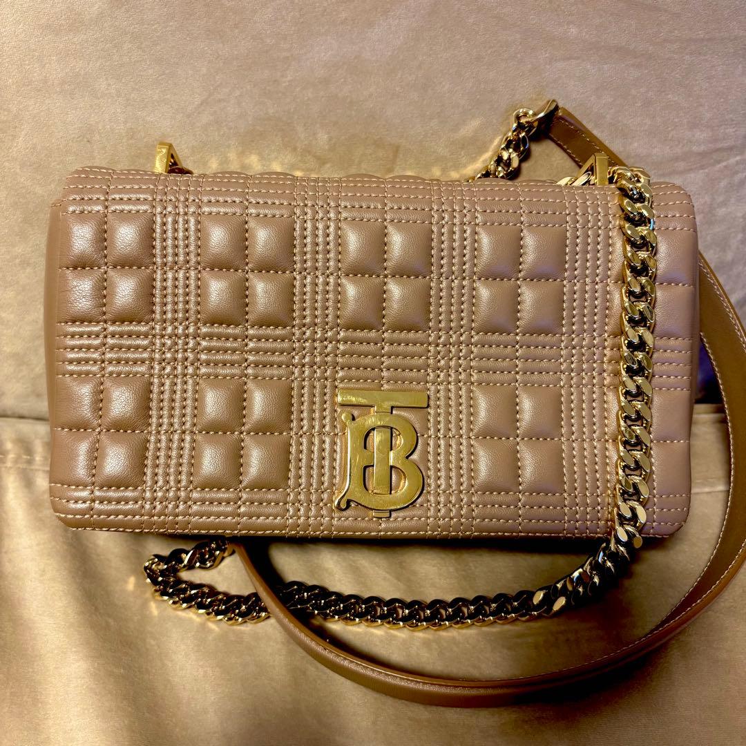 Burberry キルティングショルダーバッグ