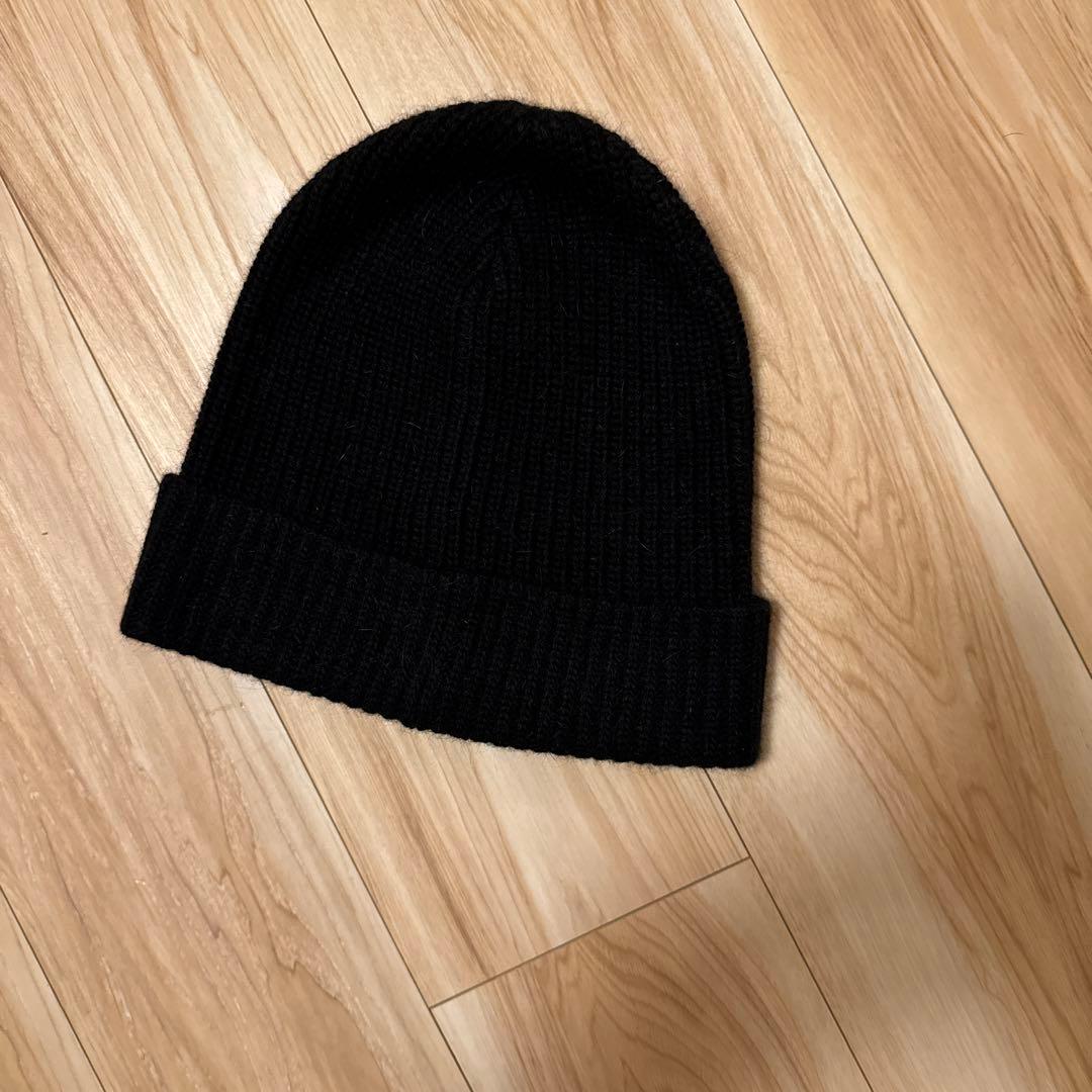 新宿伊勢丹購入 新品同様 セリーヌ ニットキャップ