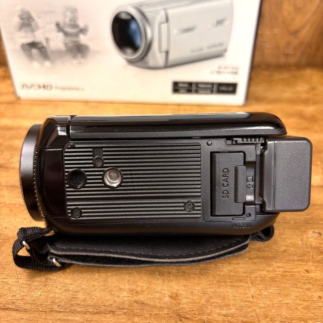美品❗️Panasonic HC-V230M デジタルハイビジョンビデオカメラ