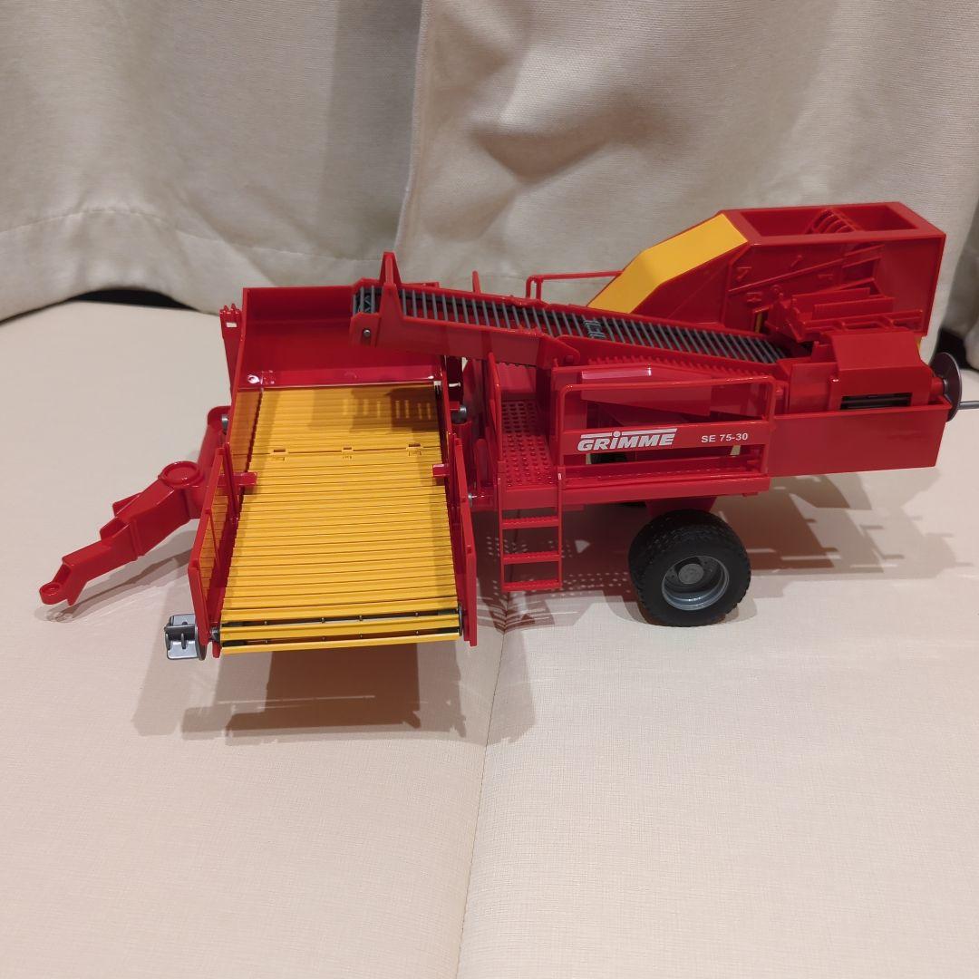 ブルーダー　bruder ポテトディガー　ミニカー