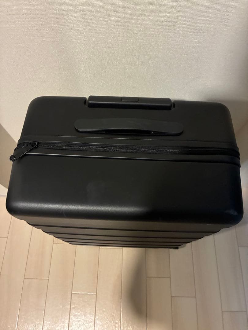 無印良品　ブラックキャリーケース 75L