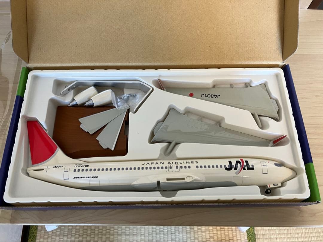 JAL 日本航空 ボーイング737-800 サンアーク模型 1/100