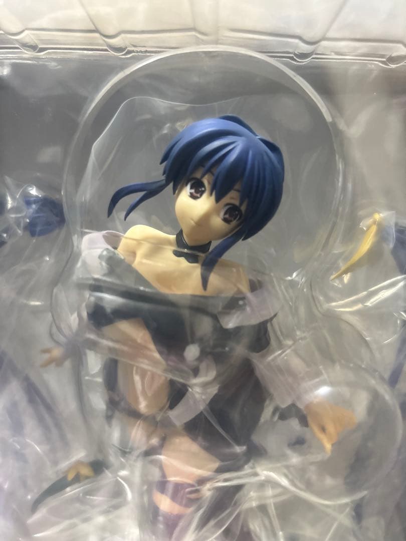 クイーンズゲイト　フィギュア　ディズィー　黒服