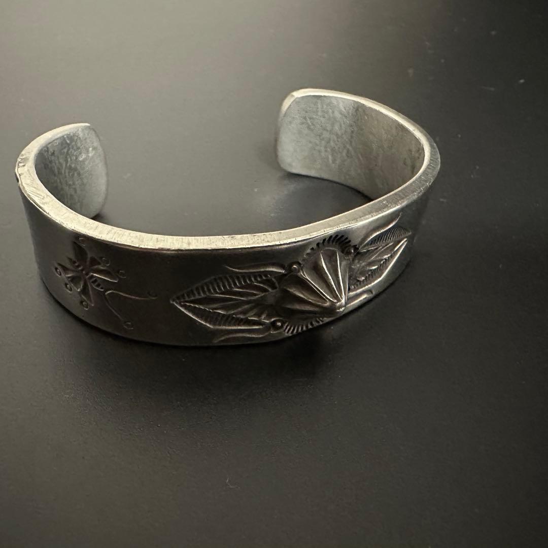 Navajo H刻印 アポロコンチョ　バングル