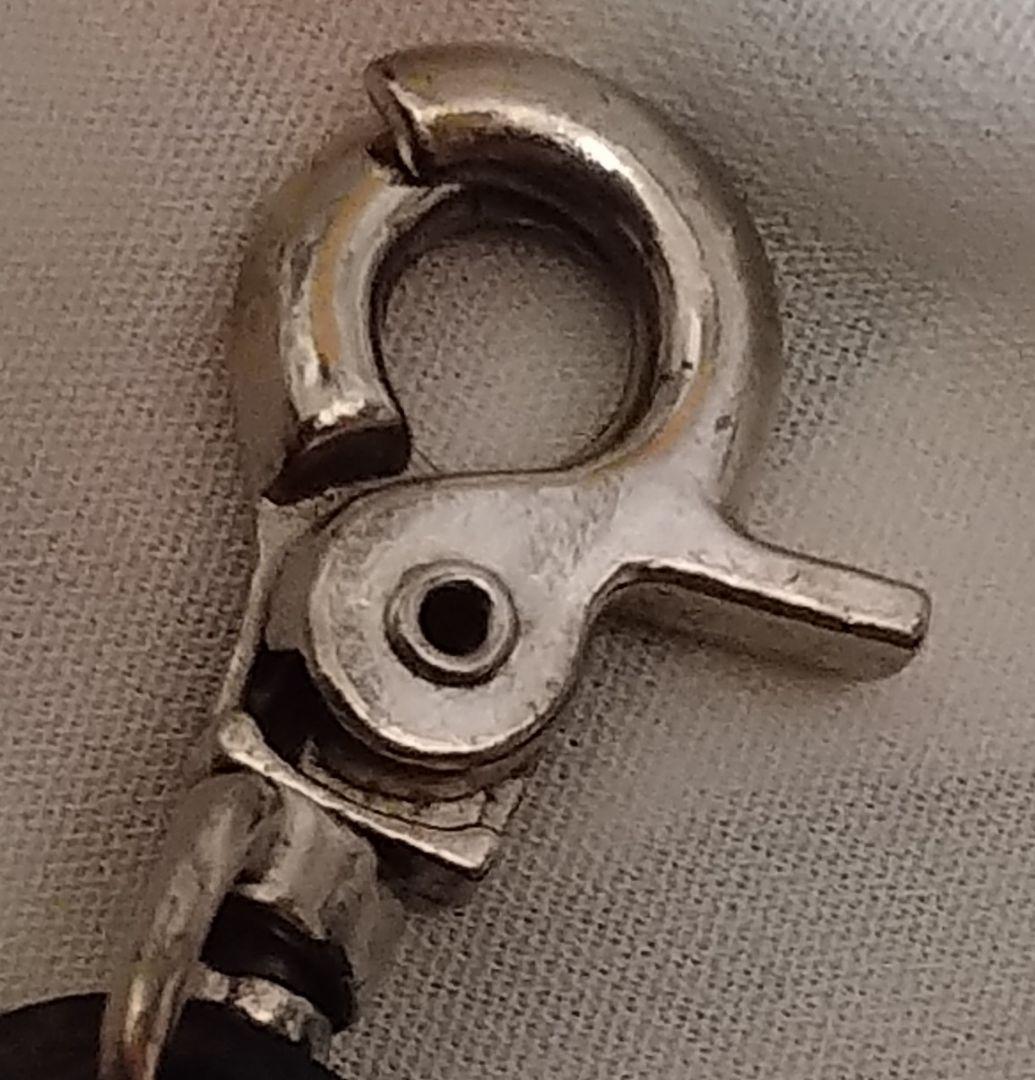 本革　編み込み　カラビナ付き　財布ストラップ(?)