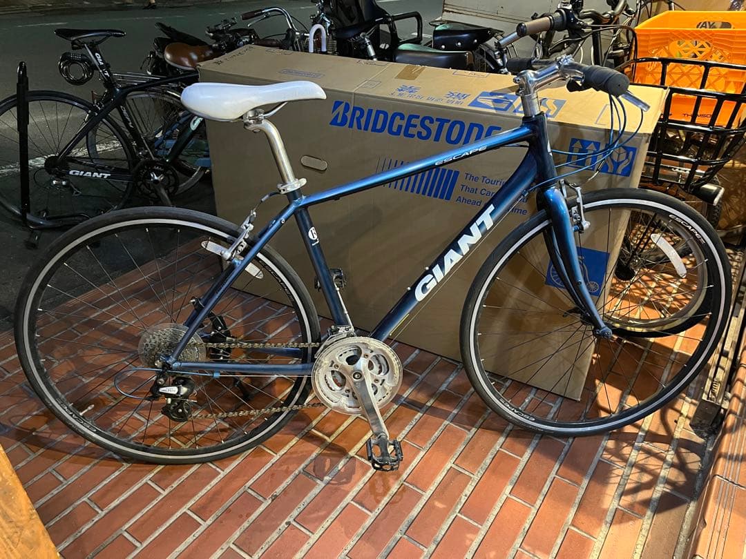 自転車本体 Giant Escape R3