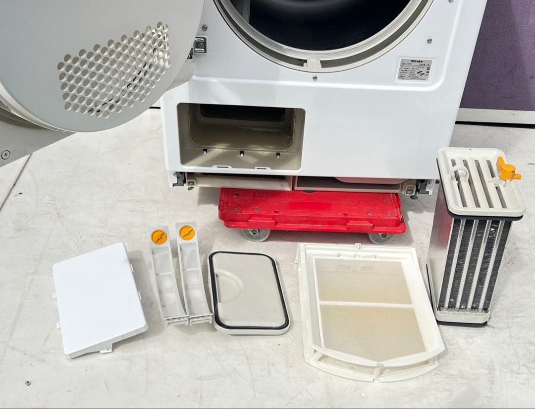 Miele ：T8822C 電気式乾燥機 ホワイト2017年