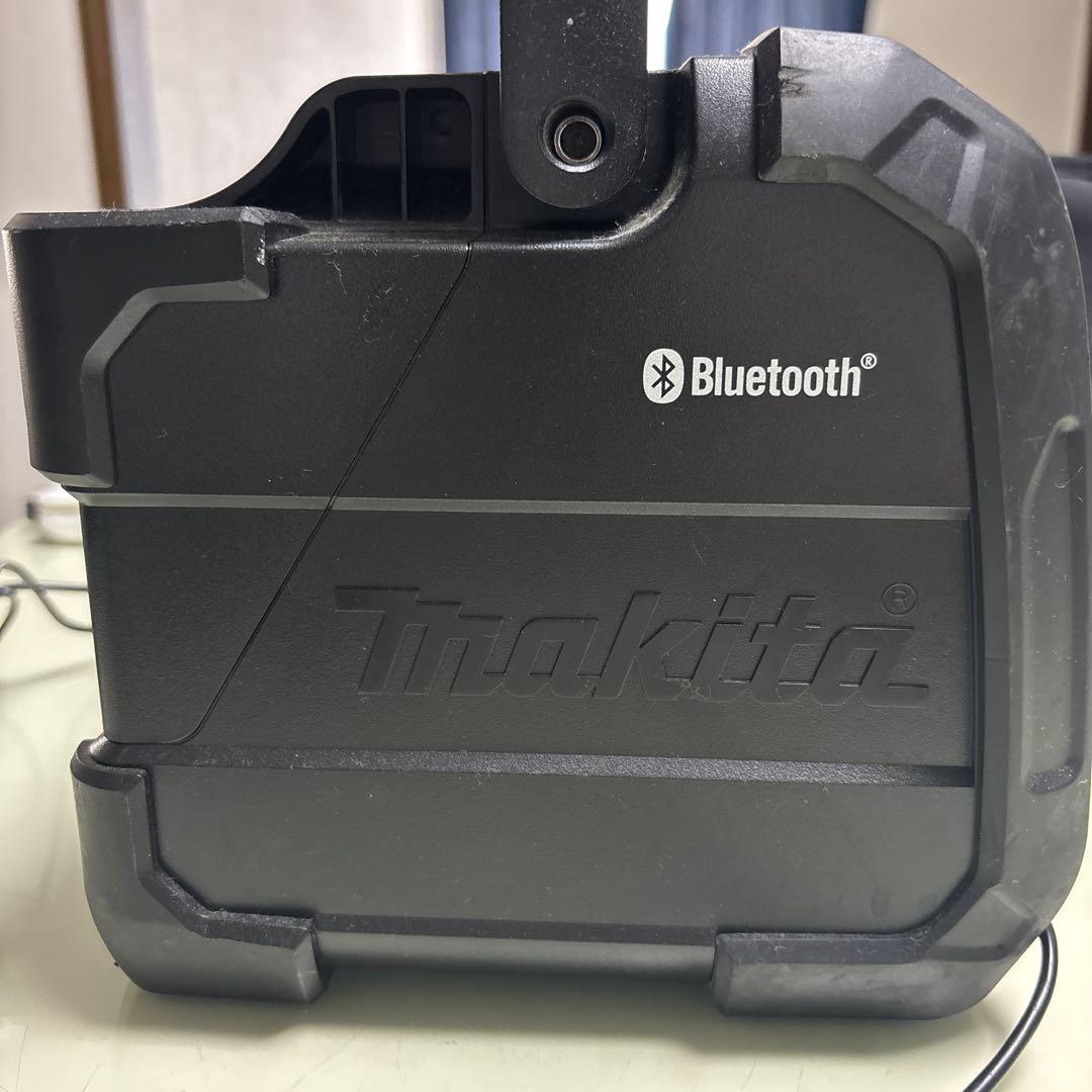 Makita MR200 Bluetoothスピーカー