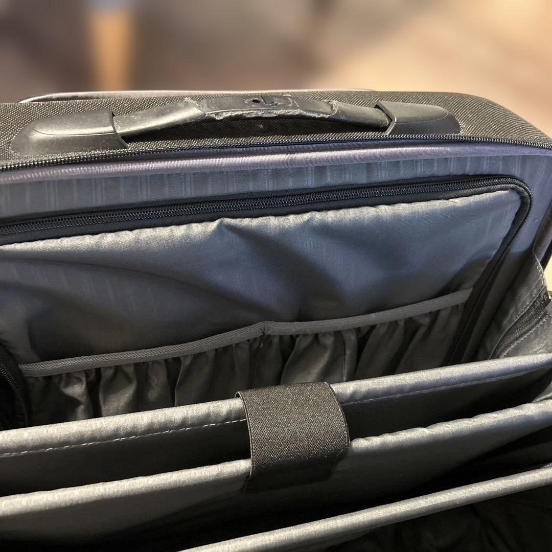 トュミ　コンパクト・4ウィール・ブリーフ