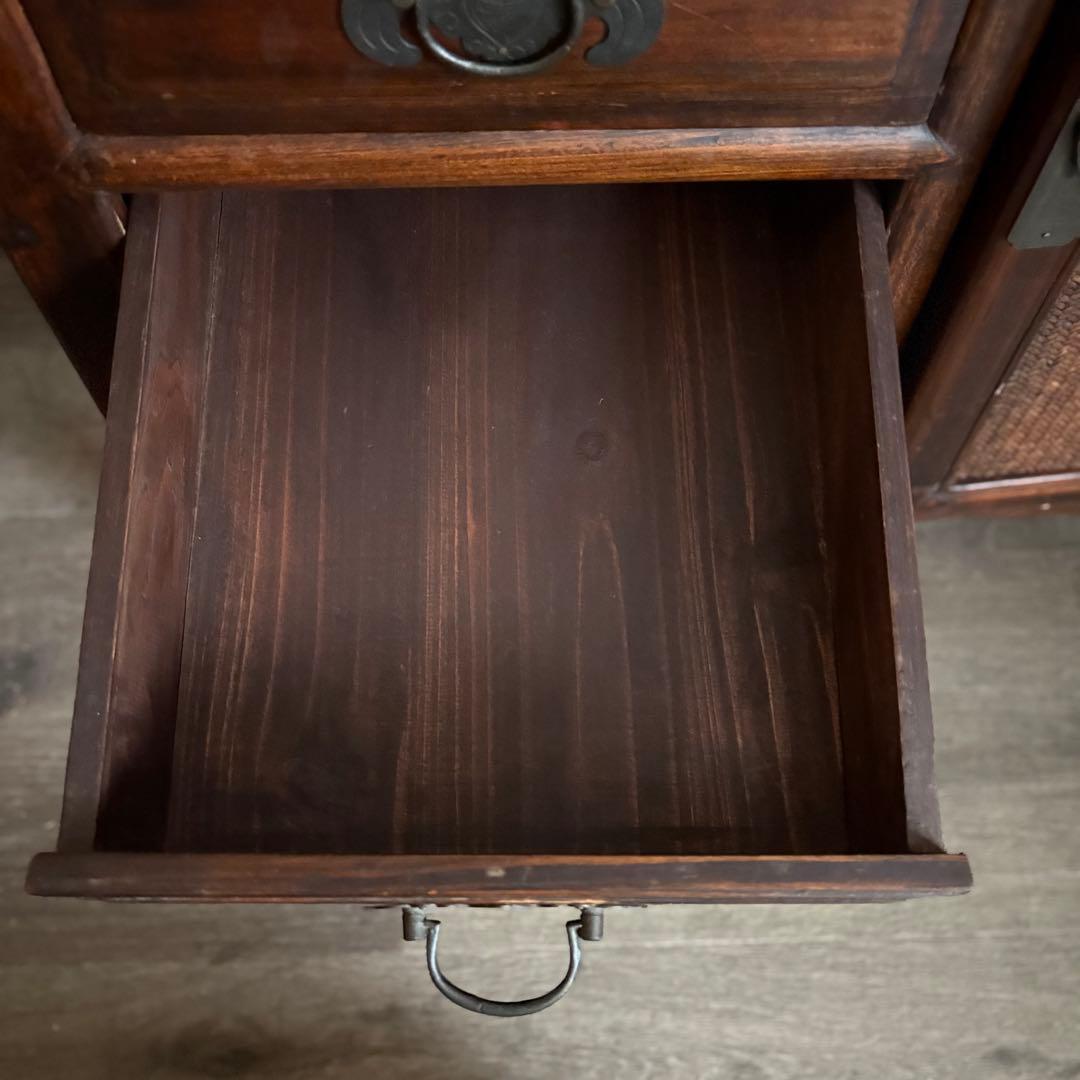 ヴィンテージ　キャビネット　サイドボード　シーシャムウッド　アジアンスタイル