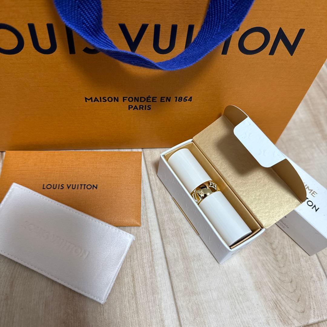 LV バーム　030 （リップスティック）