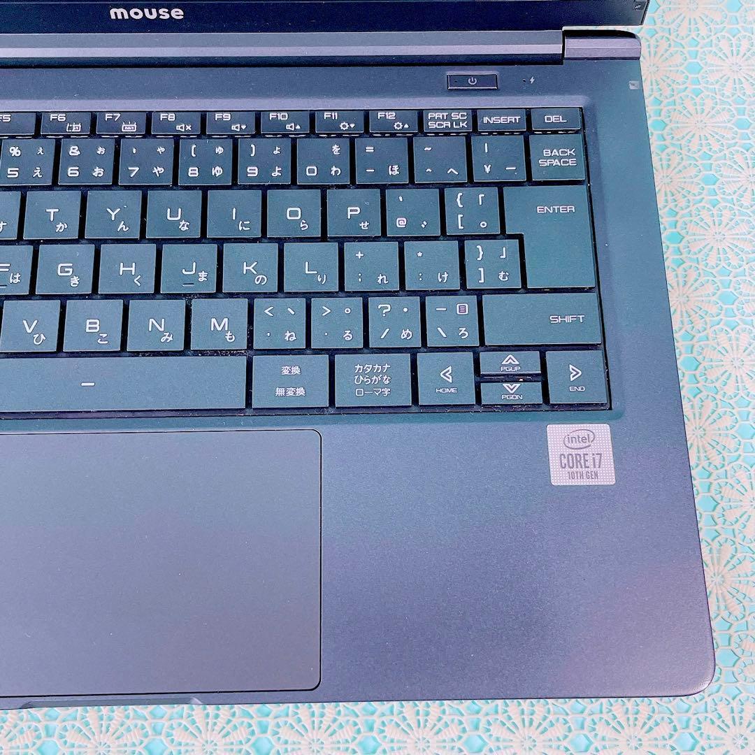 第10世代Corei7✨️16GB✨️小型軽量！Win11黒ノートパソコンSSD薄型