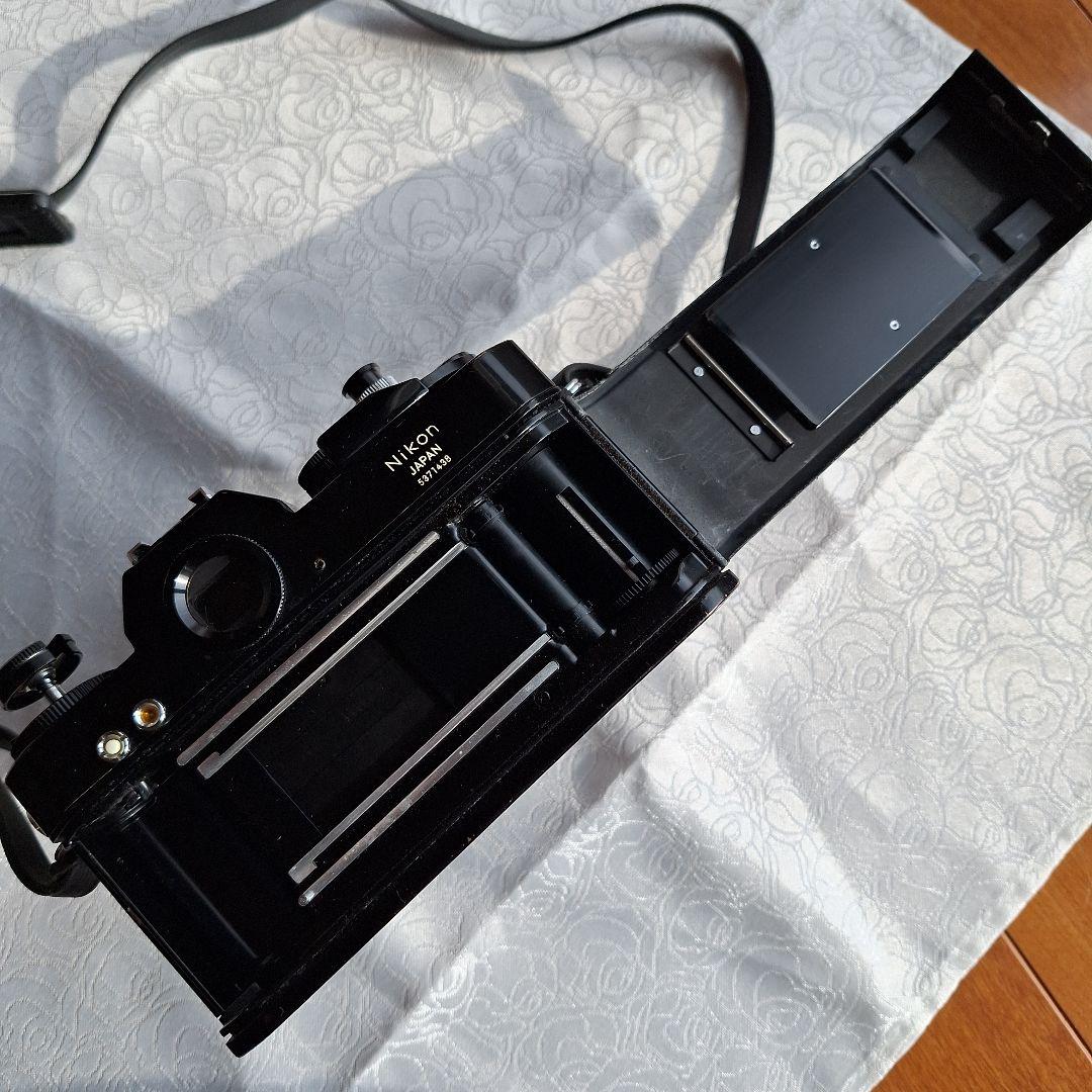 Nikon Nikomat EL フィルム一眼レフカメラ