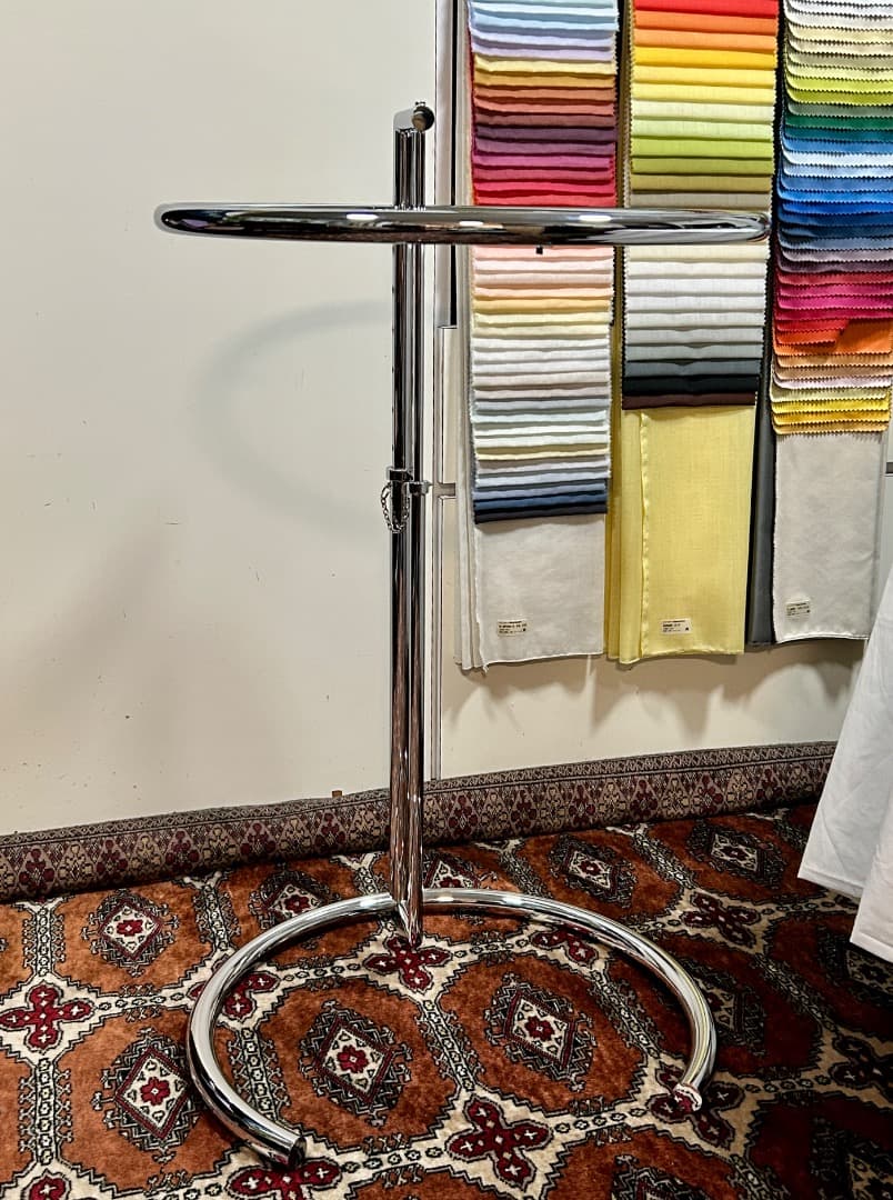 j*3様 アイリーン・グレーの中古サイドテーブル　イタリア製