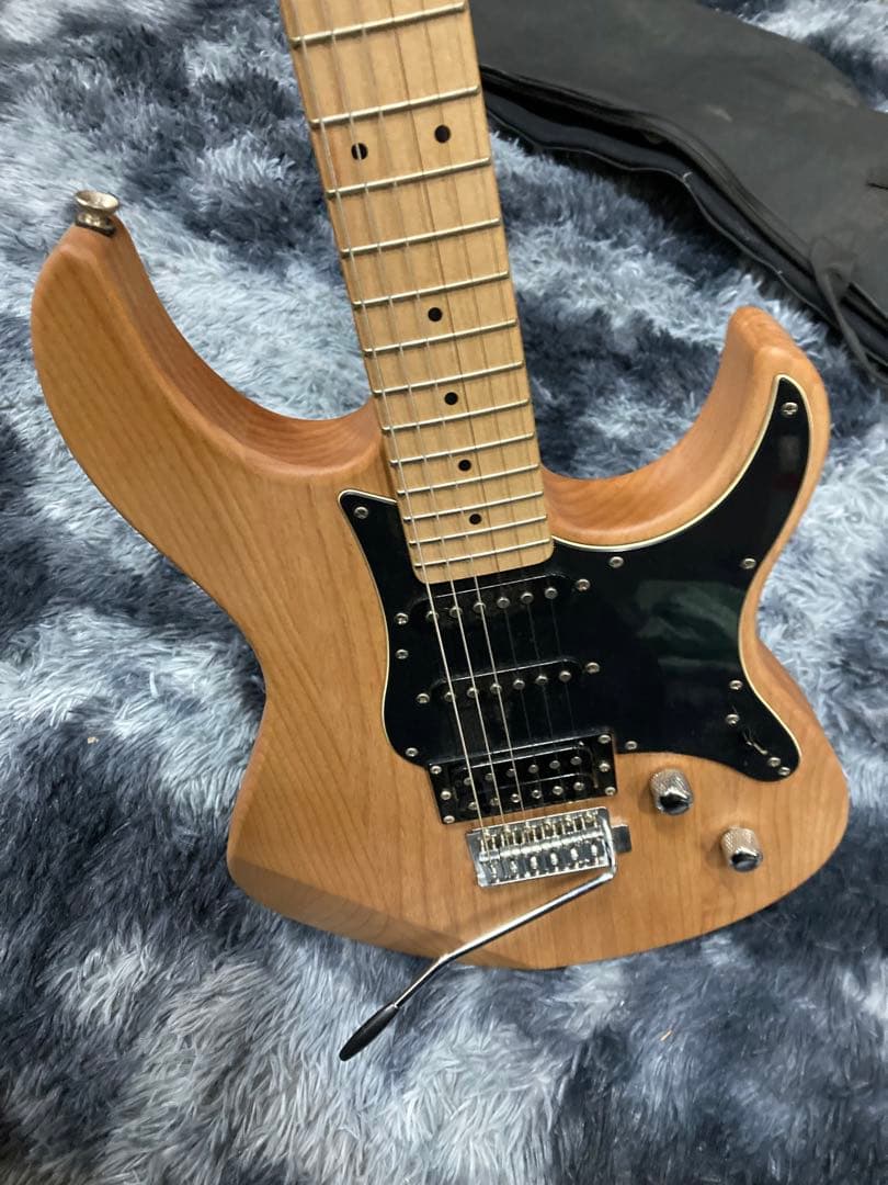 美品 ヤマハ YAMAHA PACIFICA PAC 112V木目調 ナチュラル