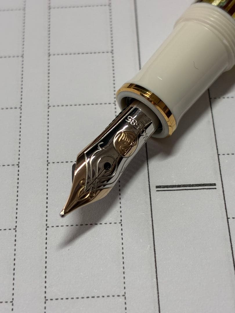 ペリカン　スーベレーン　M400 ホワイトトータス　細字