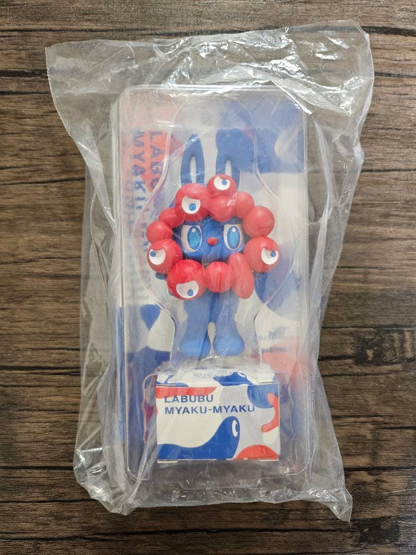 LABUBU MYAKU-MYAKU フィギュア