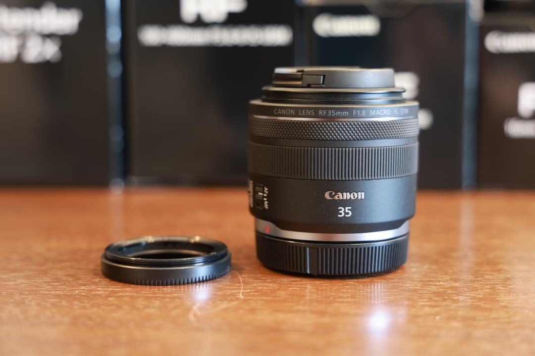Canon RF 35mm F1.8 MACRO IS STM　キャノン