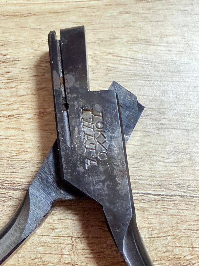 国鉄　切符切り　切符鋏　屑入れケース付き