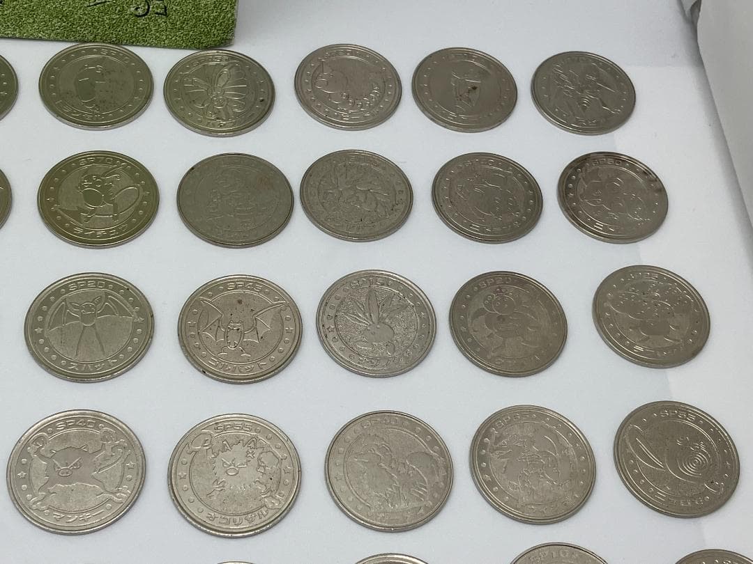 ポケモン　メタル　１５１種　コンプ　メダル　　明治