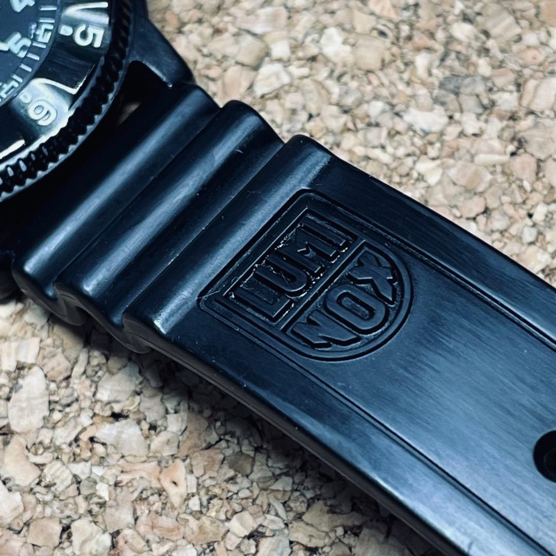 LUMINOXシリーズ3400ナイトホーク117／ブラック