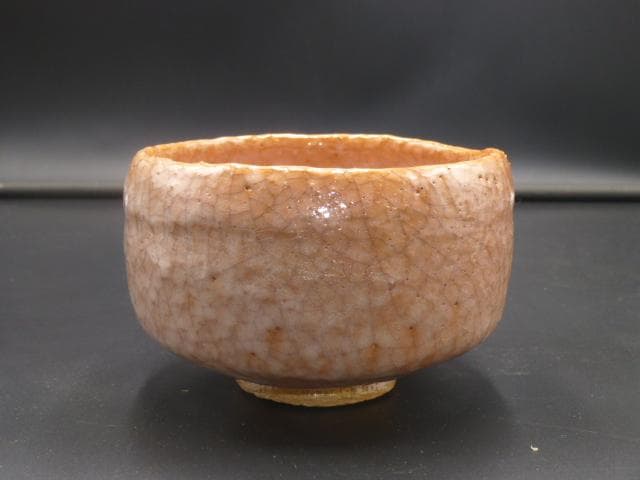 GACHAN楽吉左衛門　十四代　覚入　赤茶碗／共箱共布／銘「花風」／即中斎