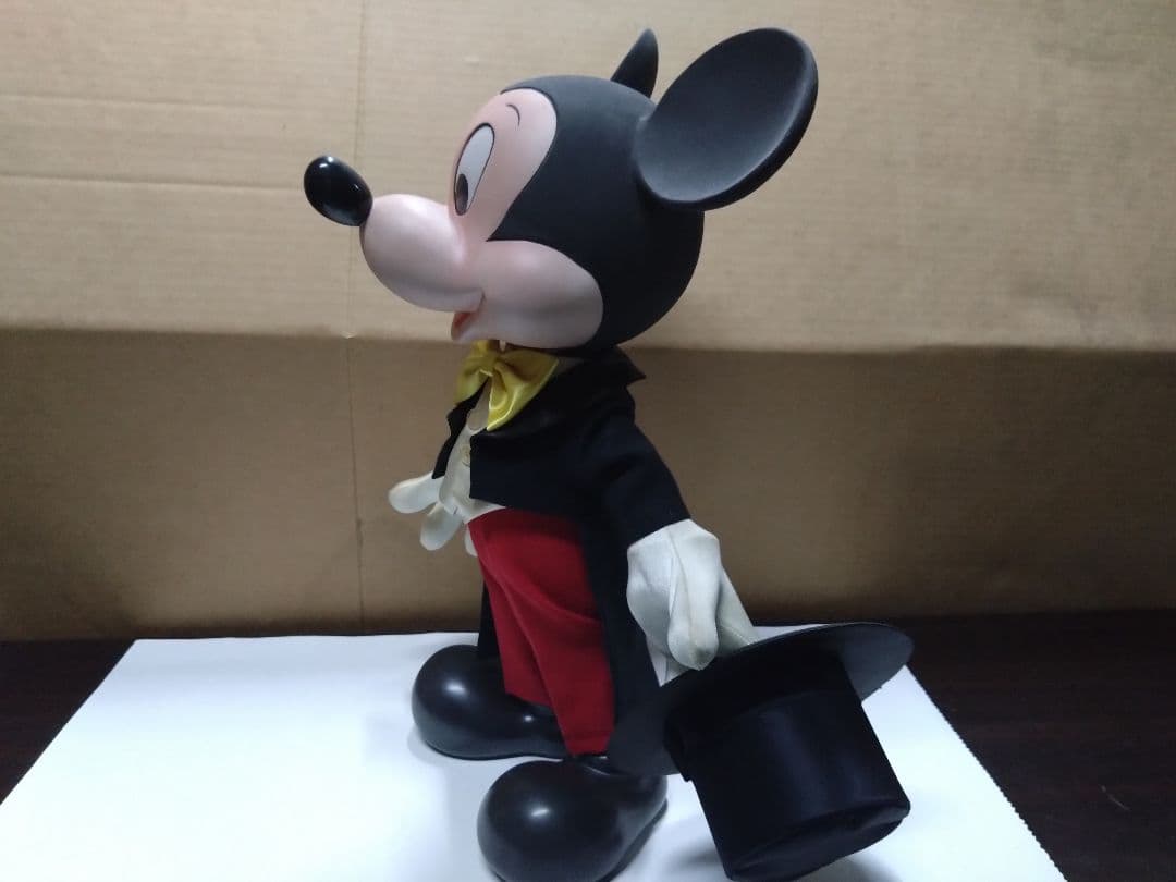 ミッキーマウス タキシード フィギュア