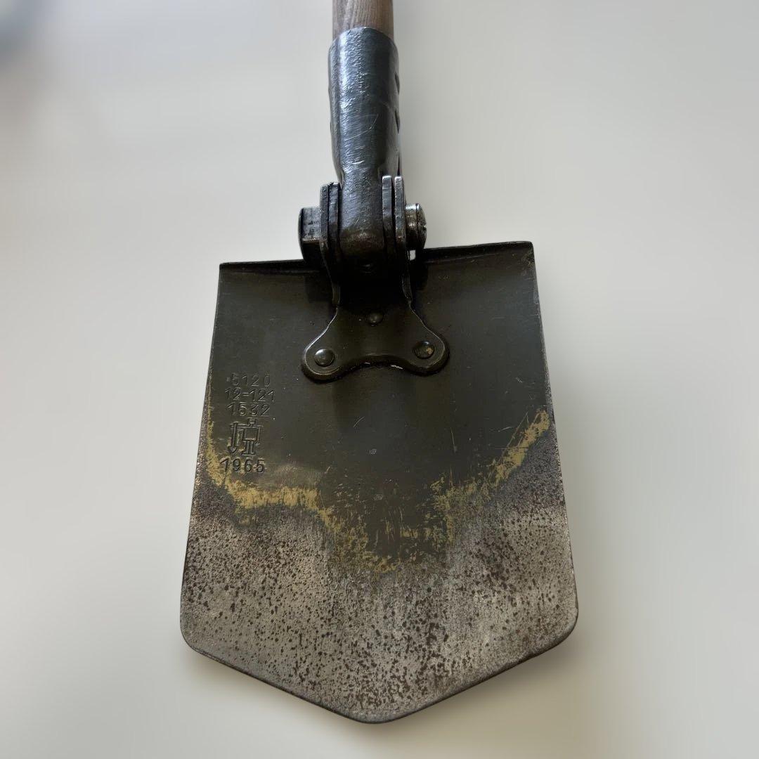ドイツ軍　折りたたみ　スコップ　シャベル