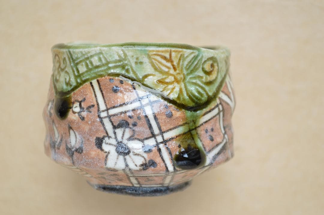 深見文紀作　漫画織部 バニーガール文　ぐい呑　共箱