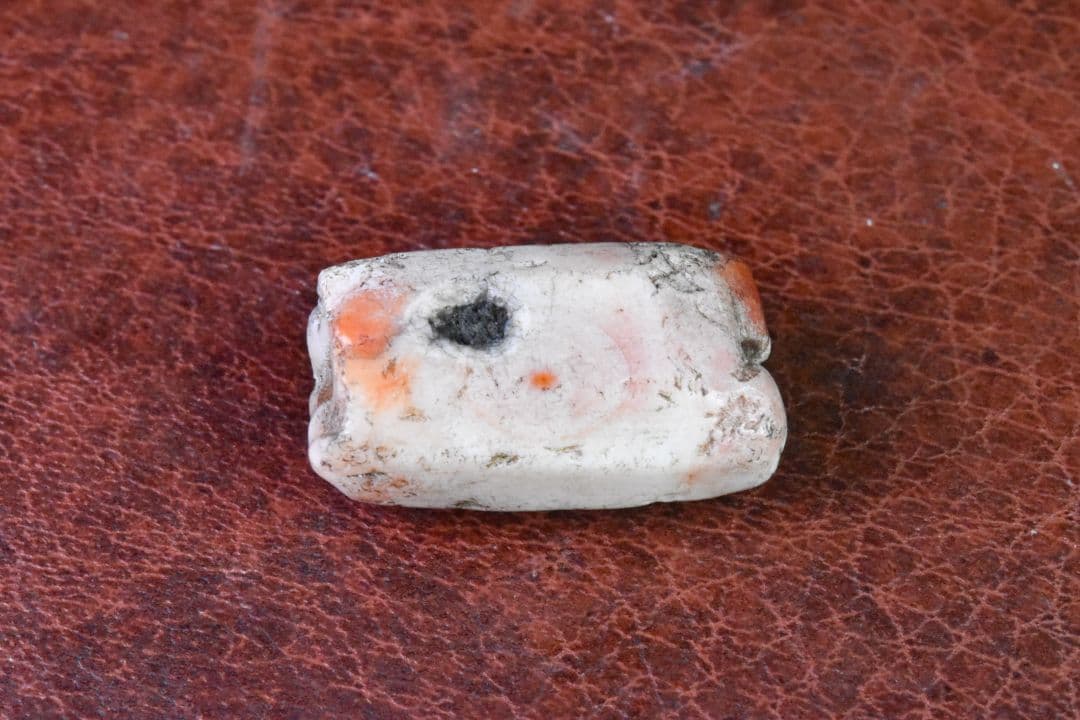 西アジア出土 アンティークカーネリアンビーズ01