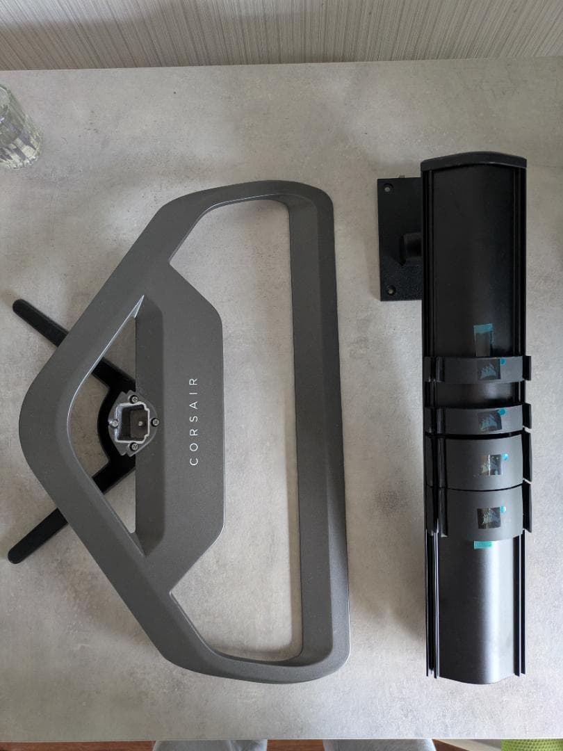 ディスプレイ・モニター本体 CORSAIR XENEON 32UHD144