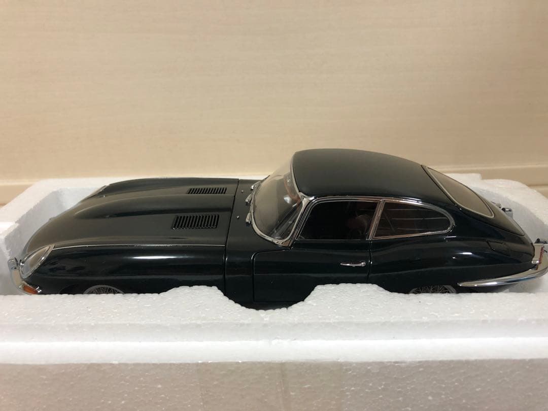 1/18 オートアート ジャガー Eタイプ クーペ シリーズI 3.8