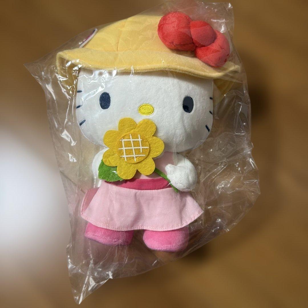 【限定品】ハローキティ ぬいぐるみ