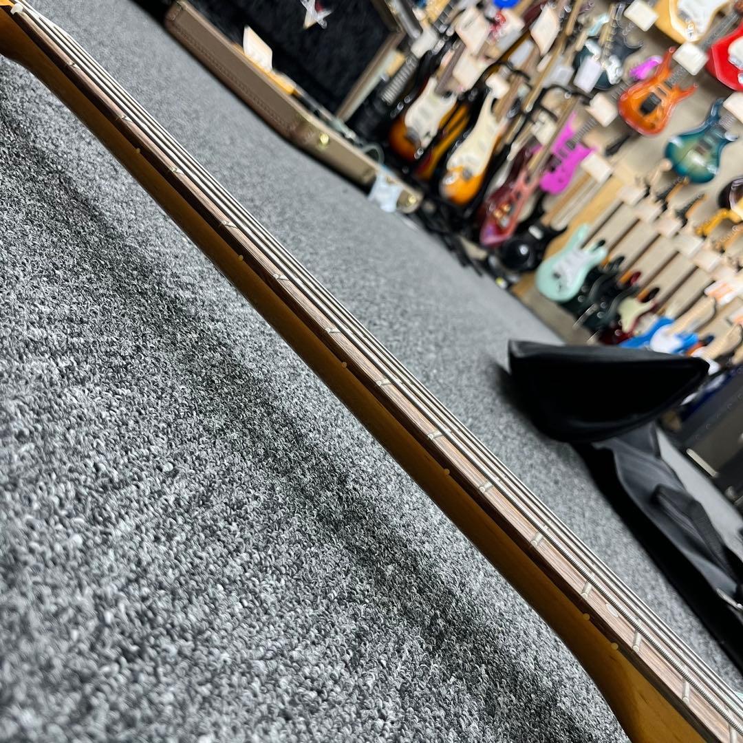 【11093】Squier Classic Vibe '60s