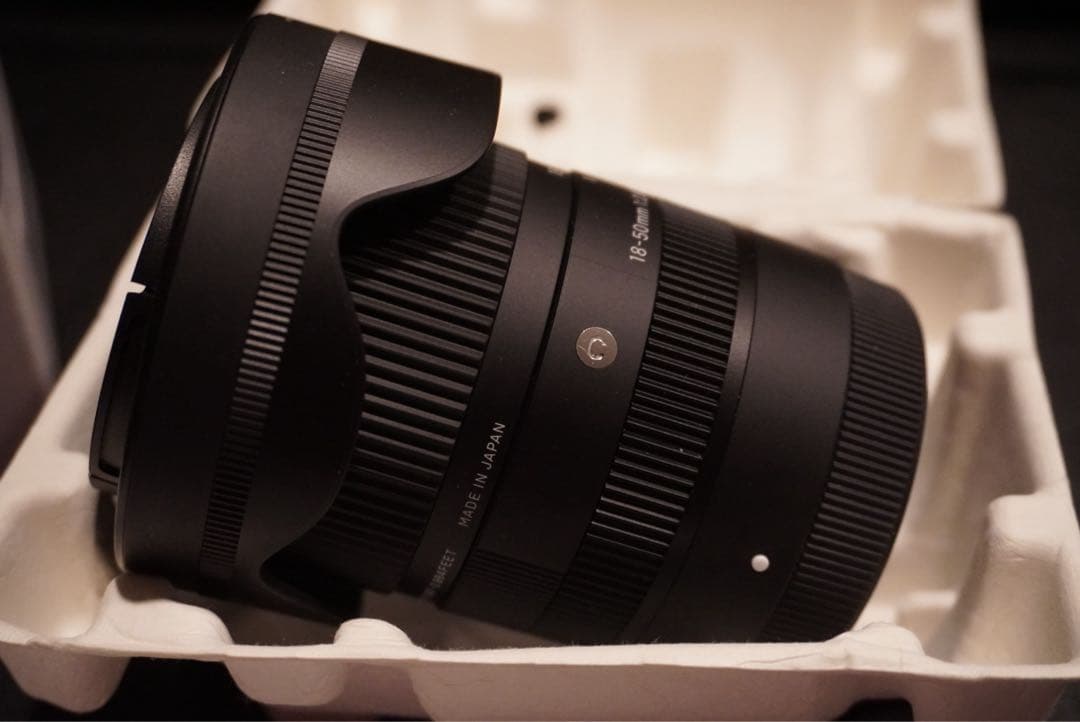 カメラレンズ　SIGMA 18-50mm F2.8 Sony E用