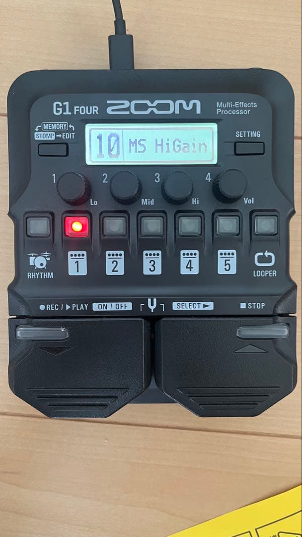 ギター ZOOM G1 FOUR