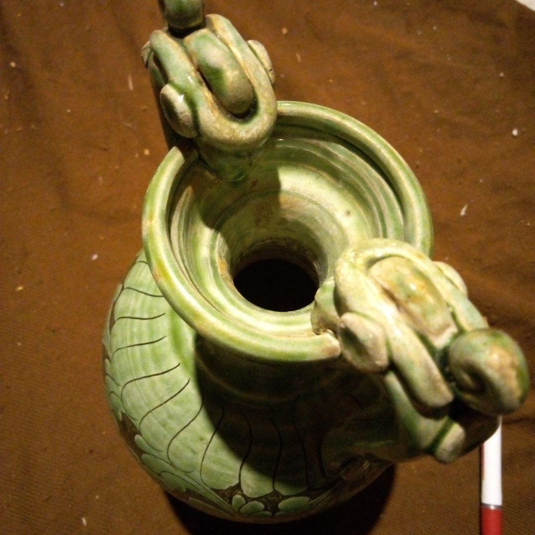 中国陶磁器　宋磁州窯　浮掘緑壺