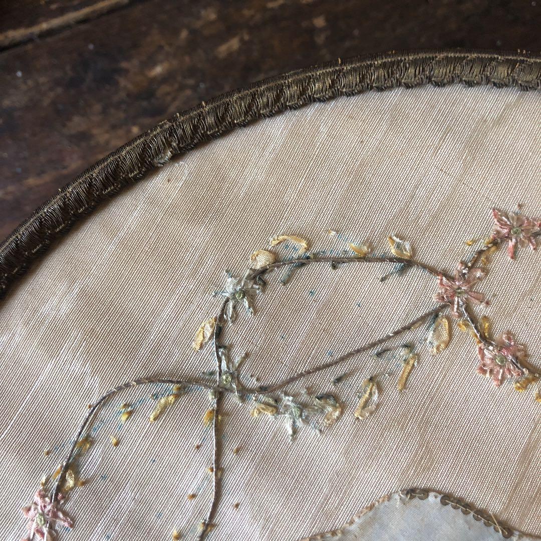 ❤️最終セール❤️フランスアンティーク　レアな1800年代後期の　天使カルトナージュ