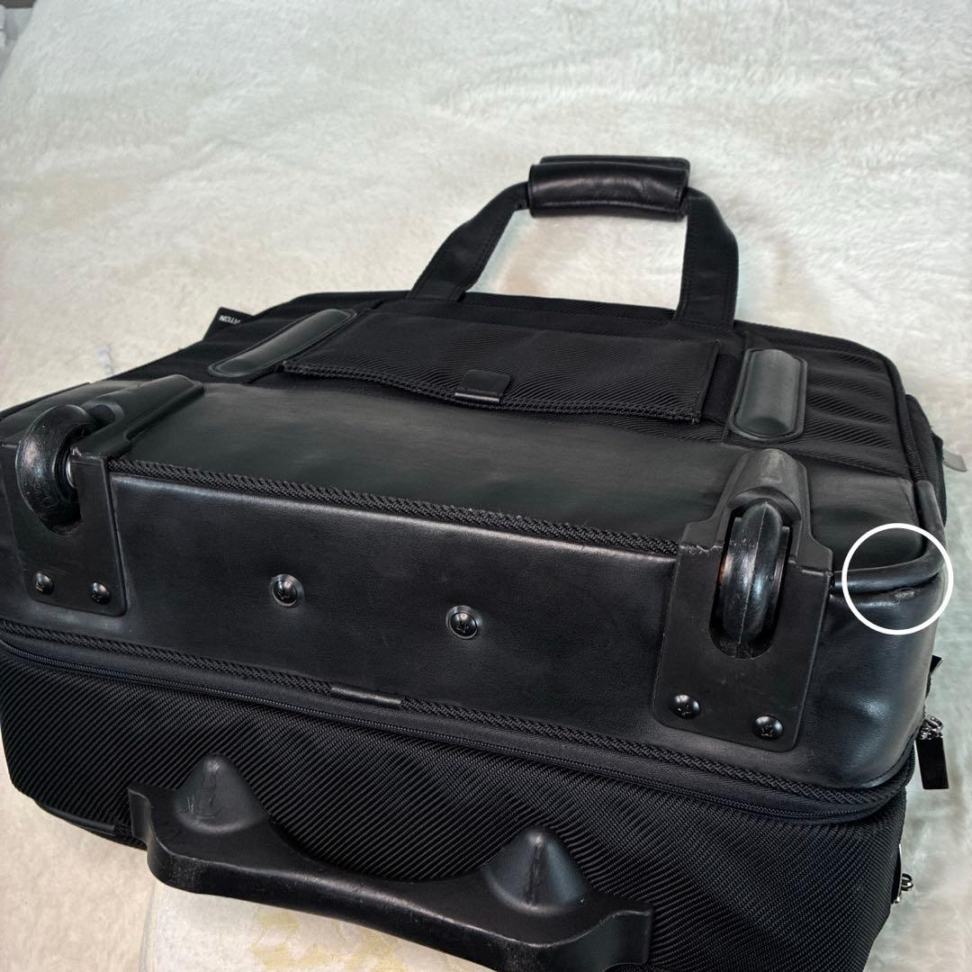 ゼロハリバートン キャリー付 ビジネスバッグ 黒 2輪　高級 ビジネス　出張