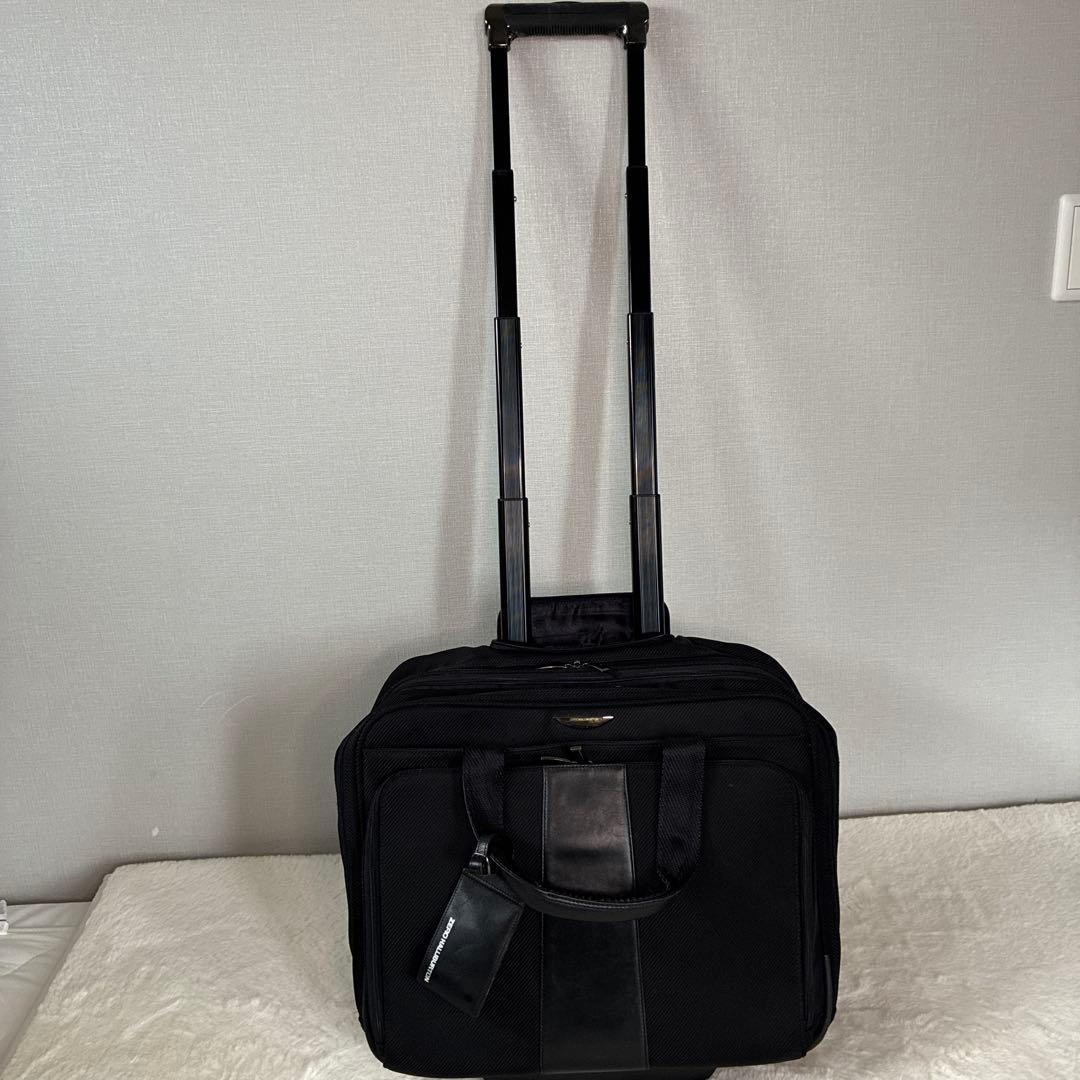 ゼロハリバートン キャリー付 ビジネスバッグ 黒 2輪　高級 ビジネス　出張