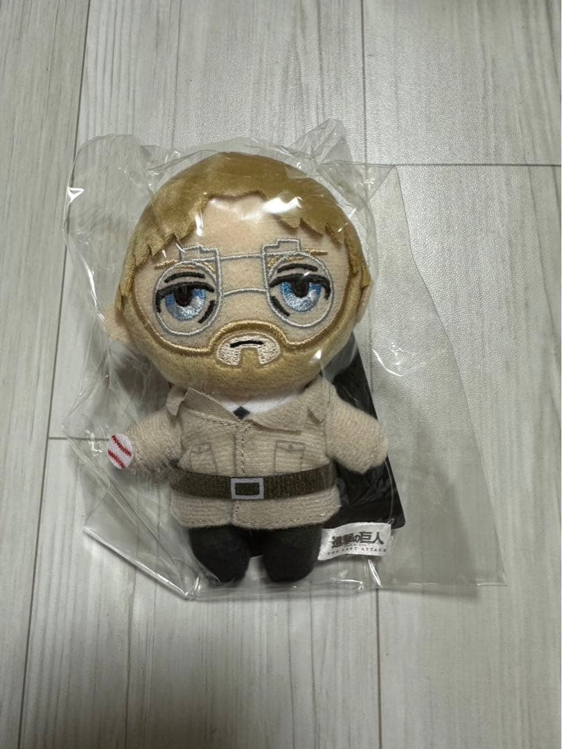 進撃の巨人　劇場版　ぬいぐるみ　ぬいぐるみキーホルダー　ジーク