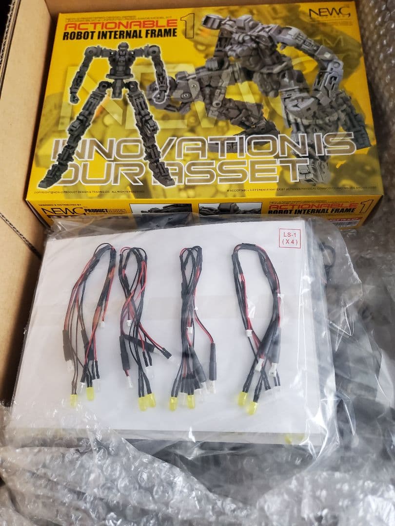 レア 新品未開封 クシャトリヤ 1/72 NZ-666 G-System