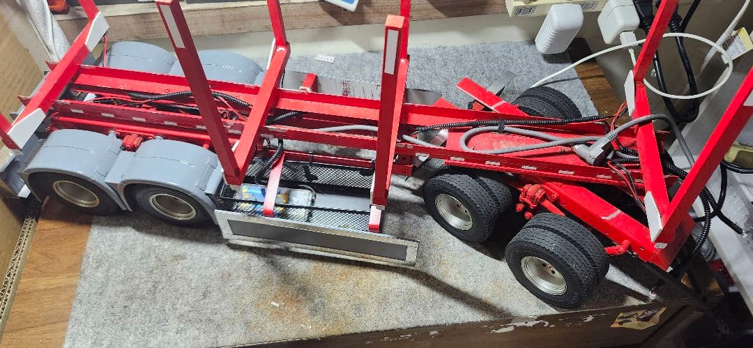 タミヤ　1/14フルトレーラー材木トレーラー