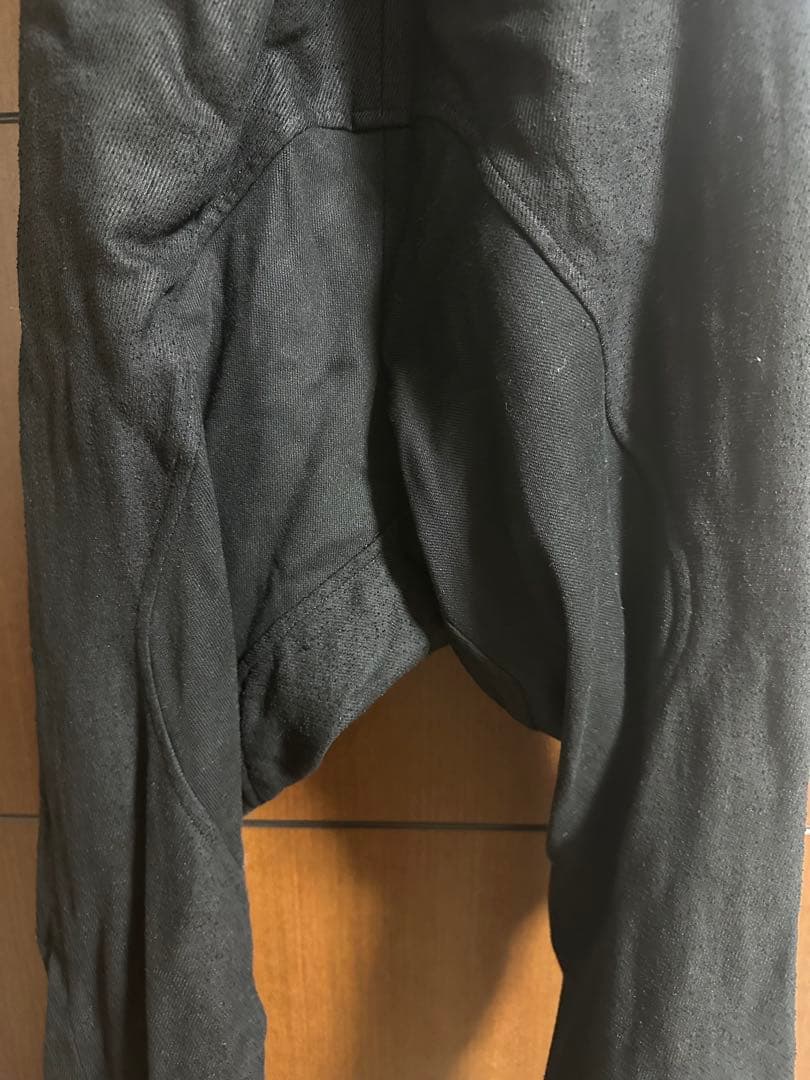 JULIUS（ユリウス）ブラック サルエルパンツ