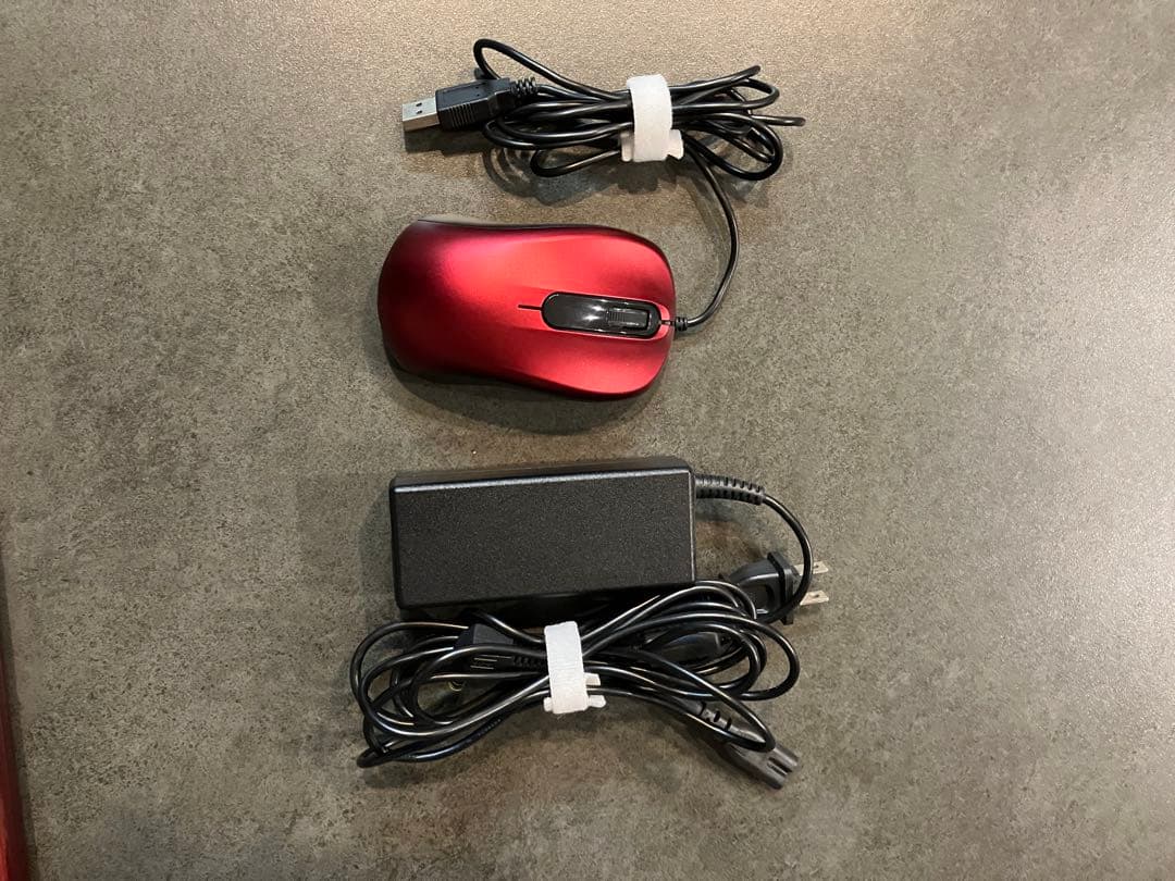 富士通 LIFEBOOK AH77/M Core i7 8GB タッチパネル