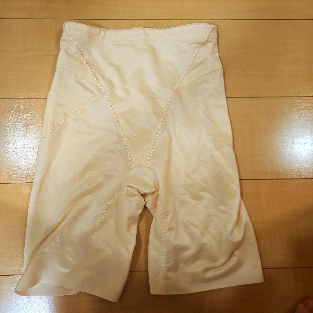 【M.ページ】FOUR SIS ＆ CO. フォーシスアンドカンパニー