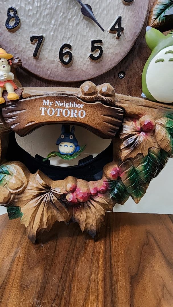 トトロ　スタジオジブリ【壁掛け振り子時計】