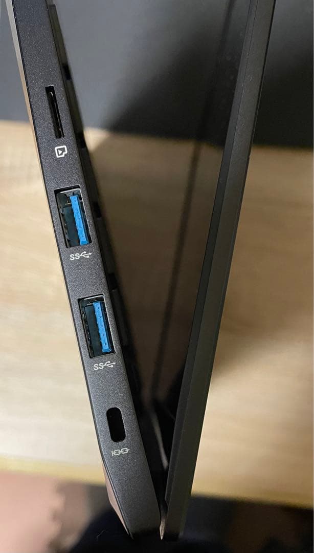 LG Ultra 16U70Q　超軽量　16インチ　メーカー保証2026年12月