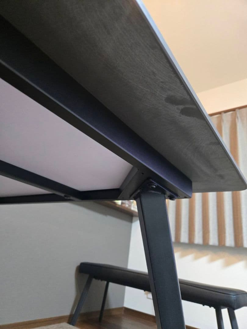 セラミックダイニングテーブル　4人掛け　135cm　耐熱　ダークグレー