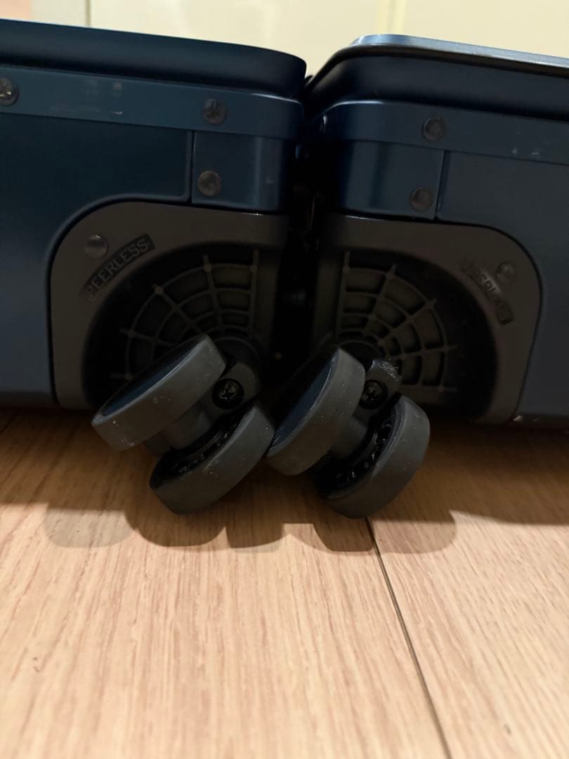 innovator スーツケース 70L ネイビー